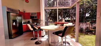 Venta de Casas en Santo Domingo de Heredia