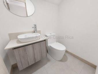 Se alquila casa en San Antonio Belén 27-225