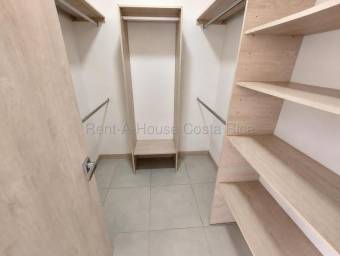 Se alquila casa en San Antonio Belén 27-225