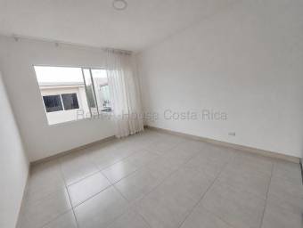Se alquila casa en San Antonio Belén 27-225