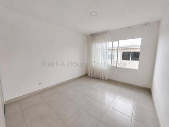 Se alquila casa en San Antonio Belén 27-225