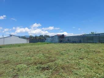 Se vende lote en Santo Domingo Heredia 27-237
