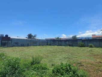 Se vende lote en Santo Domingo Heredia 27-237