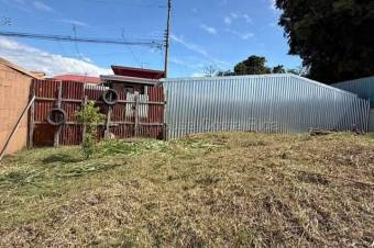 Venta de Lote en San Vicente de Moravia. RAH 27-231 