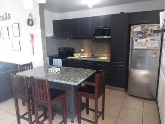 Se vende casa en San Antonio Alajuela 26-570