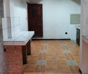 Se vende casa en Alajuela Centro 26-1529