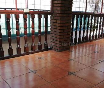 Se vende casa en Alajuela Centro 26-1529