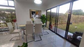 Se vende casa en Guacima Alajuela 26-723