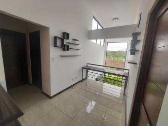 Se vende casa en Guacima Alajuela 26-723