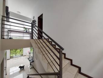 Se vende casa en Guacima Alajuela 26-723