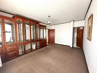 Se vende casa en Alajuela Centro 26-1601