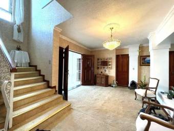 Se vende casa en Alajuela Centro 26-1601