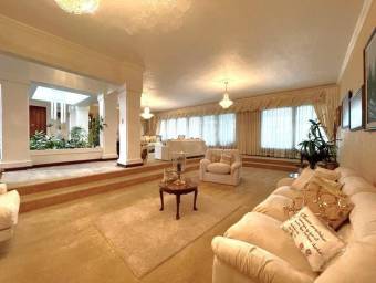 Se vende casa en Alajuela Centro 26-1601