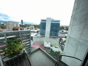Alquiler de Apartamento Moderno Full Amueblado  en Secret Sabana. RAH 27-224