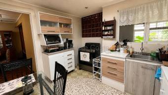 Venta de Casa en Montes de Oca-San Pedro. RAH 27-256 Venta de Casa en Montes de Oca-San Pedro. RAH 27-256