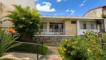 Venta de Casa en Montes de Oca-San Pedro. RAH 27-256 Venta de Casa en Montes de Oca-San Pedro. RAH 27-256