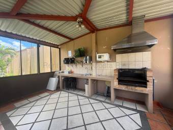 Alquiler de Apartamento en Moravia-La Trinidad. RAH 27-261