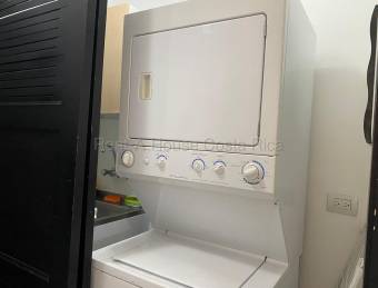 Se alquila apartamento en Santa Ana San José 27-46