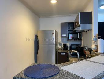 Se alquila apartamento en Santa Ana San José 27-46