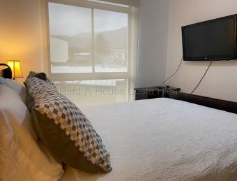 Se alquila apartamento en Santa Ana San José 27-46