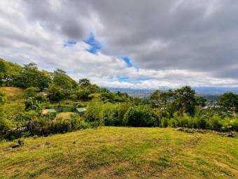 Se vende lote en San Antonio Escazú 27-144