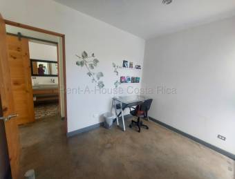 Se vende casa en Piedades Santa Ana 26-1779