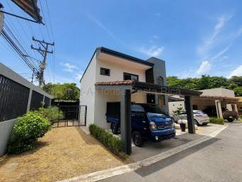 Se vende casa en Brasil Santa Ana 26-2264