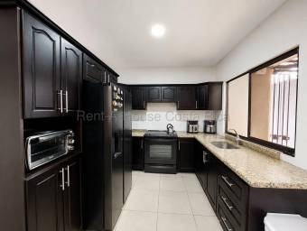 Se vende casa en Brasil Santa Ana 26-2264
