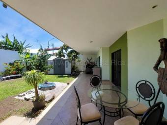 Venta de Casa de una planta en San Vicente de Santo Domingo de Heredia. RAH 27-257 