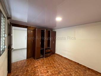 Venta de Casa con Apartamento en Cubujuqui-Heredia. RAH 27-196