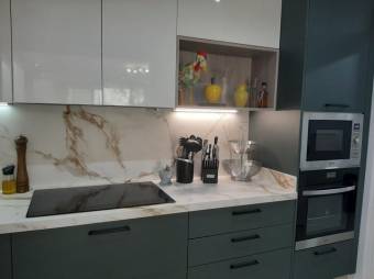 Venta de Casa en Santa Ana, San José. RAH 25-114