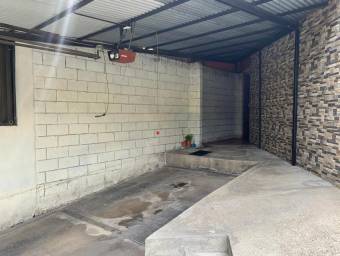 Venta de Casa en San Antonio de Escazú. RAH 27-253