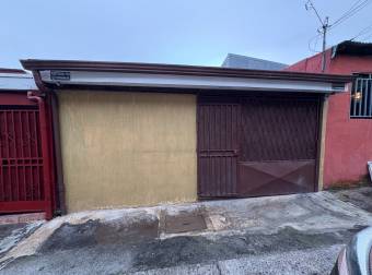 ¡SE VENDE CASA! EN URBANIZACIÓN LOS GERANIOS -SAN FELIPE DE ALAJUELITA