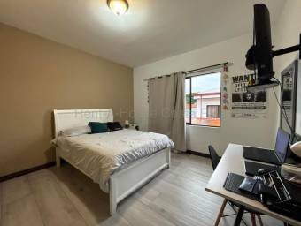 Venta de Casa en San Francisco de Heredia. RAH 26-1628