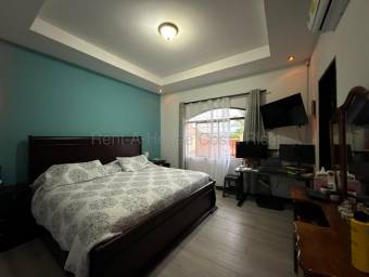 Venta de Casa en San Francisco de Heredia. RAH 26-1628