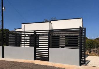 Venta de Casa en Santa Crúz-27 de Abril. RAH 26-2245