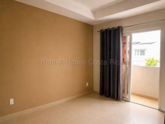 Venta de Casa en La Guácima de Alajuela. RAH 26-2120