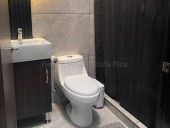 Venta de Casa en San Rafael de Alajuela. RAH 27-222 INVERSIONISTAS Venta de Casa en San Rafael de Alajuela. RAH 27-222 INVERSIONISTAS