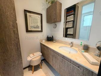 Alquiler de Apartamento en Piedades de Santa Ana. RAH 26-2132