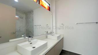 Se alquila casa en Pozos Santa Ana 27-269