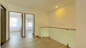 Se alquila casa en Pozos Santa Ana 27-269