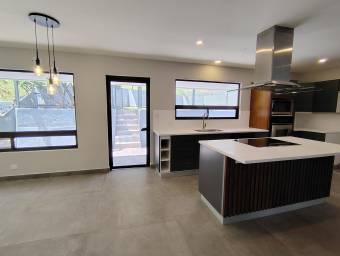 Venta de casa de lujo con piscina y vistas al Valle Central #25-1526 GS