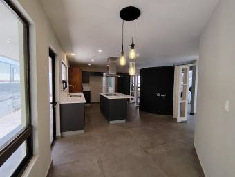 Venta de casa de lujo con piscina y vistas al Valle Central #25-1526 GS
