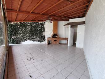 Venta de casa de lujo con piscina y vistas al Valle Central #25-1526 GS