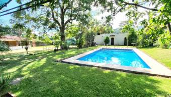 Venta de propiedad con uso mixto y alto potencial de desarrollo #27-112 GS Venta de propiedad con uso mixto y alto potencial de desarrollo #27-112 GS