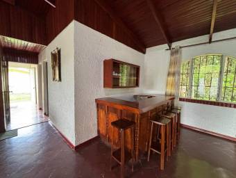 Venta de finca con tres casas y potencial de desarrollo #26-592 GS