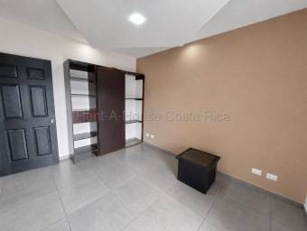 Se vende casa en San Francisco Heredia 27-272