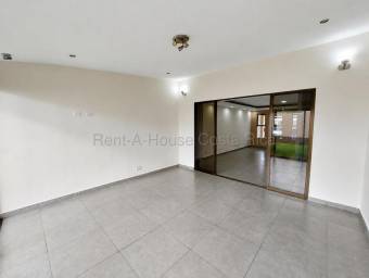 Se vende casa en San Francisco Heredia 27-272
