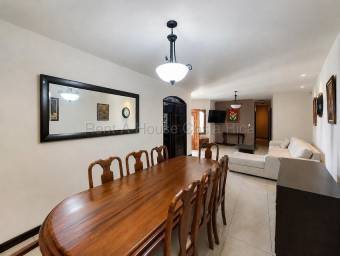 Se vende casa en San Vicente Santo Domingo 27-257