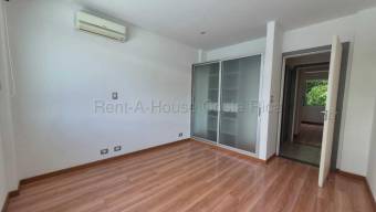 Se vende casa en Piedades Santa Ana 26-1706